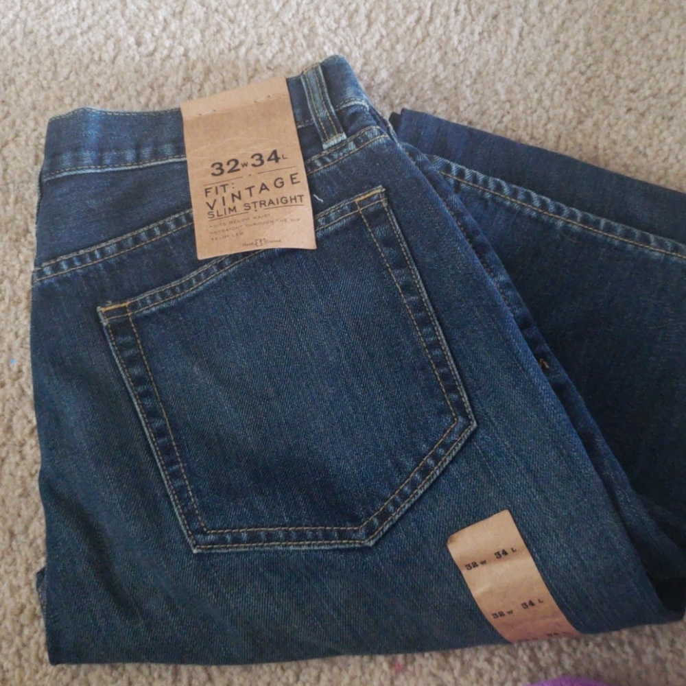 JCrew Vintage jeans, mens,32/34..never worn..SLIM.